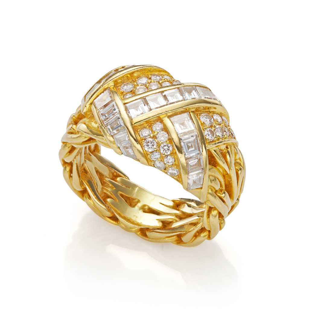 PATEK PHILIPPE YELLOW GOLD AND DIAMOND RING, REF. 9682
