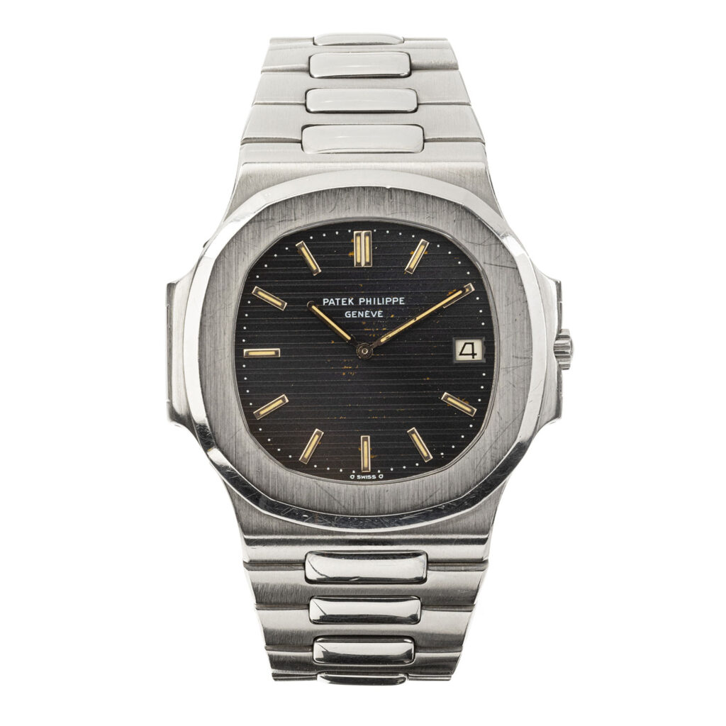 FULL SET PATEK PHILIPPE STAINLESS STEEL NAUTILUS REF. 3700/1A “JUMBO"