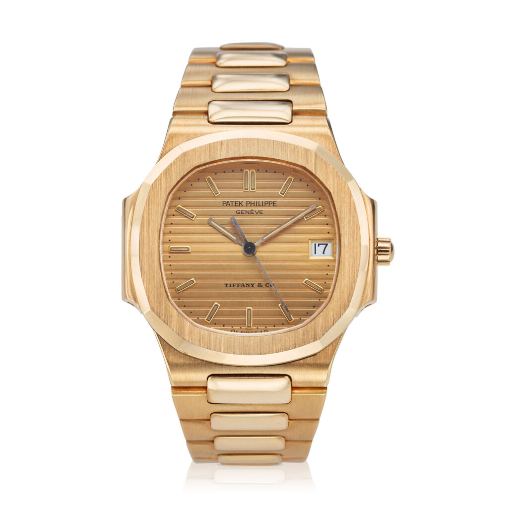 PATEK PHILIPPE YELLOW GOLD NAUTILUS REF. 3900/1J